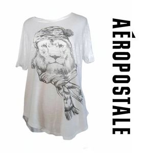 Aeropostale Junie & Jade Lion With Scarf & Hat Graphic Tee